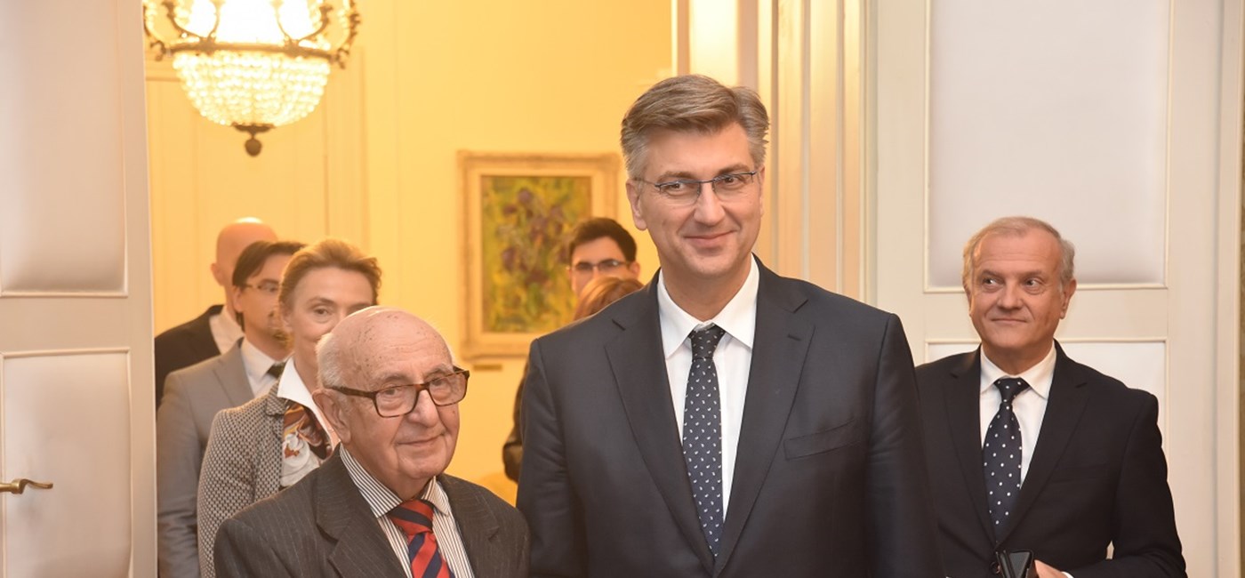 Plenković primio Theodora Merona: Hrvatska nastavlja s procesuiranjem ratnih zločina počinjenih u RH od 1991. nadalje